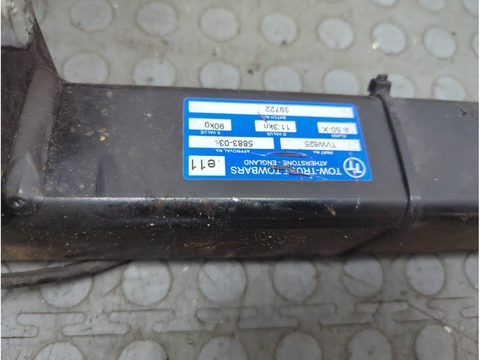 Прицепное устройство (фаркоп) Volkswagen Passat B6, 2005 г., арт. 20999730, фото 2