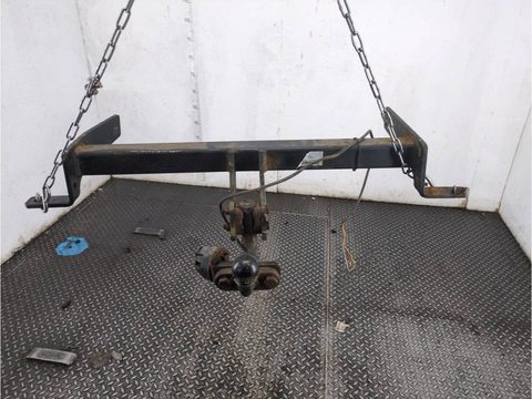 Прицепное устройство (фаркоп) Opel Antara I, 2006 г., OEM G104AU, арт. 21272599