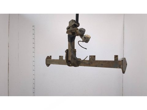 Прицепное устройство (фаркоп) Mitsubishi Pajero III рестайлинг, 2002 г., арт. 21351323