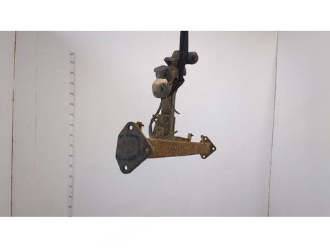 Прицепное устройство (фаркоп) Mitsubishi Pajero III рестайлинг, 2002 г., арт. 21351323, фото 2