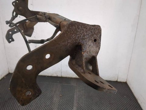 Прицепное устройство (фаркоп) Toyota RAV4, 2013 г., арт. 21394421, фото 2