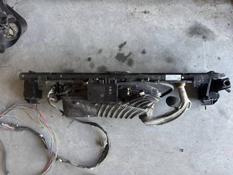 Прицепное устройство (фаркоп) BMW 5 G30/G31, 2022 г., арт. 37048