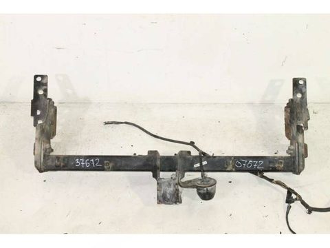 Прицепное устройство (фаркоп) Mitsubishi Pajero, 2003 г., арт. 37672