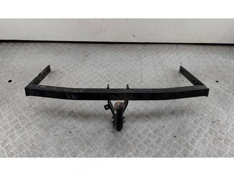 Прицепное устройство (фаркоп) Volkswagen Golf, 2002 г., арт. 54702596
