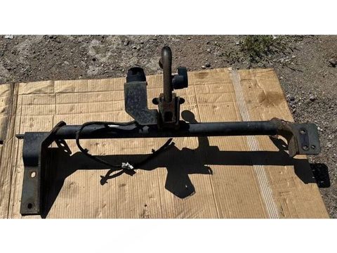 Прицепное устройство (фаркоп) Land-Rover Range Rover L405 IV, 2012 г., арт. 7123-13748, фото 2