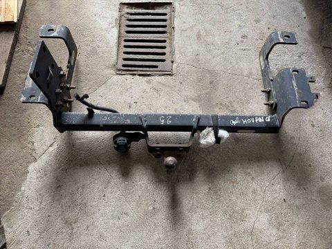 Прицепное устройство (фаркоп) Renault Master, 2016 г., арт. 7223-13989