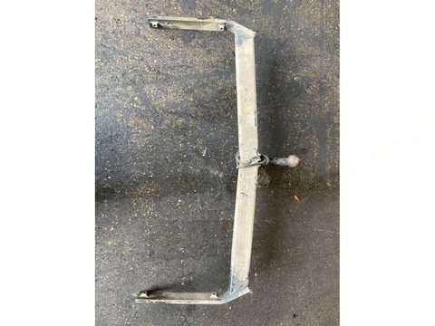 Прицепное устройство (фаркоп) Volkswagen Passat, 2006 г., арт. 79230