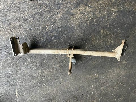 Прицепное устройство (фаркоп) Nissan Qashqai, 2008 г., арт. 81683, фото 2