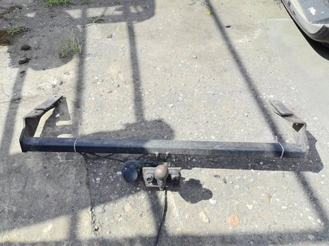 Прицепное устройство (фаркоп) Citroen C5, 2001 г., арт. 82117
