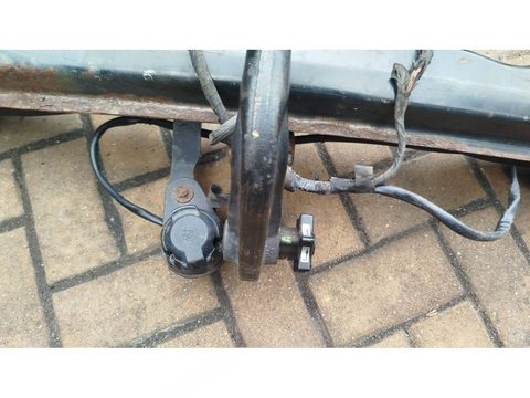 Прицепное устройство (фаркоп) BMW 5 E60/E61, 2005 г., арт. 94858792, фото 2