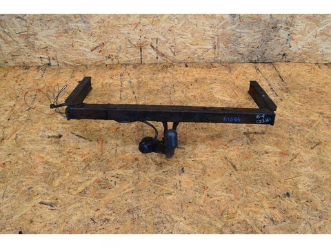 Прицепное устройство (фаркоп) Volkswagen Passat B5, 2001 г., арт. A1664