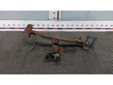 Прицепное устройство (фаркоп) Land-Rover Freelander, 2010 г., арт. ABM19H601
