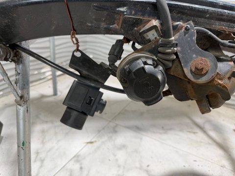 Прицепное устройство (фаркоп) Audi A6 C6 (S6,RS6), 2006 г., арт. B113472900, фото 3