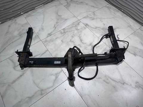 Прицепное устройство (фаркоп) Mercedes E W211, 2007 г., OEM A2113100704, арт. B92508627
