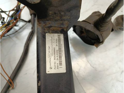 Прицепное устройство (фаркоп) BMW 3 E90/E91/E92/E93, 2011 г., арт. EB372-3, фото 14