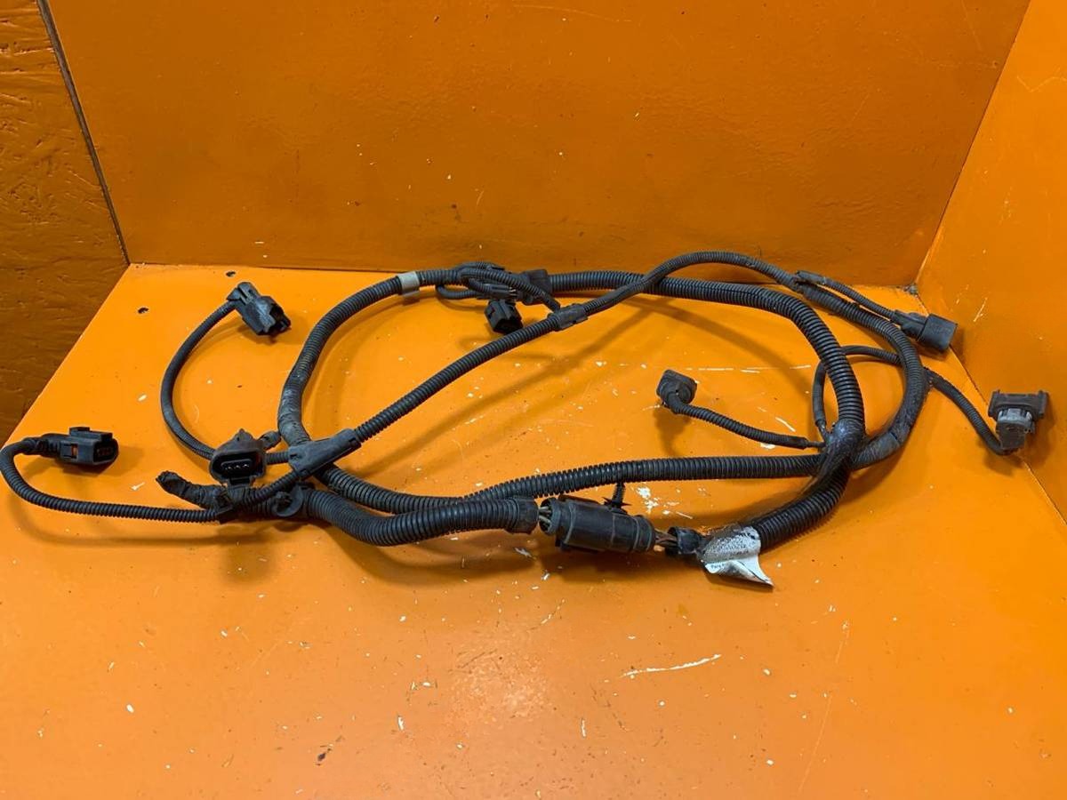 Новое Volkswagen Touareg, 2004 г., OEM 7L6971095A, арт. 01022867