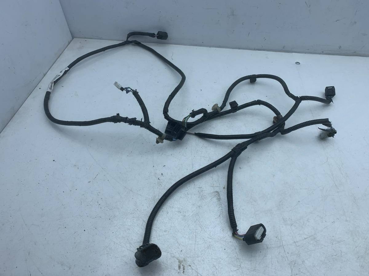 Новое BMW X5 G05, 2021 г., OEM 51437214654, арт. 101465