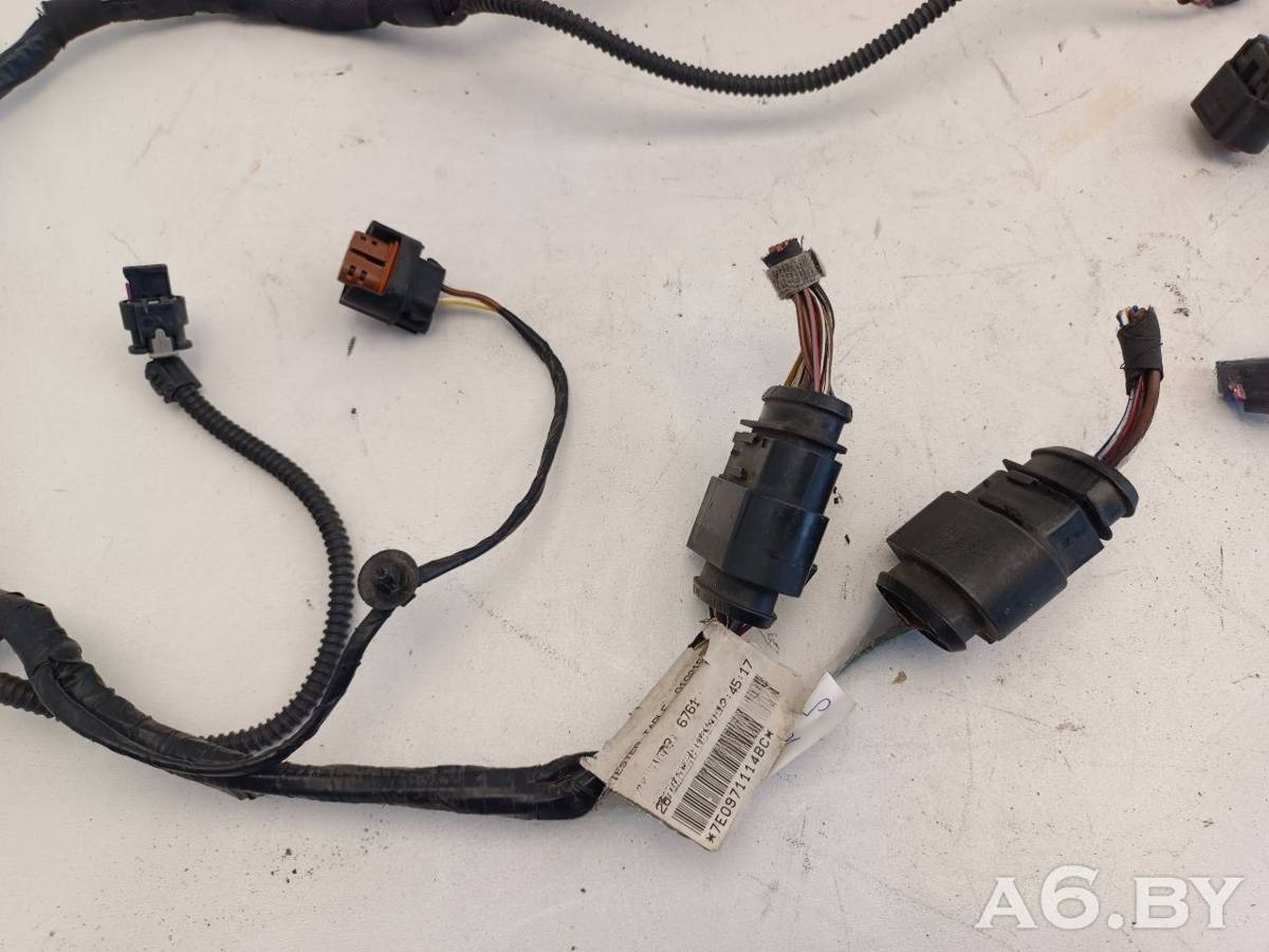 Новое Volkswagen Multivan T6, 2016 г., OEM 7E0971114BC, арт. 102342307_2