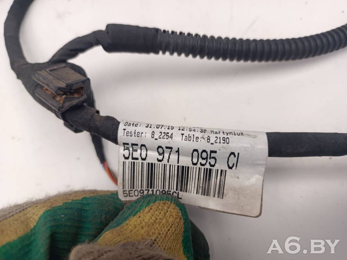 Новое Skoda Octavia A7, 2017 г., OEM 5E0971095CL, арт. 106970811, фото 2