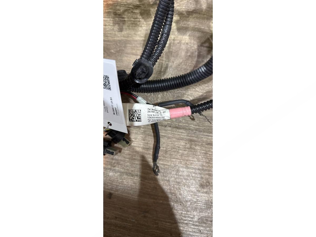Новое Tesla Model, 2021 г., OEM 206795800, арт. 16377, фото 2