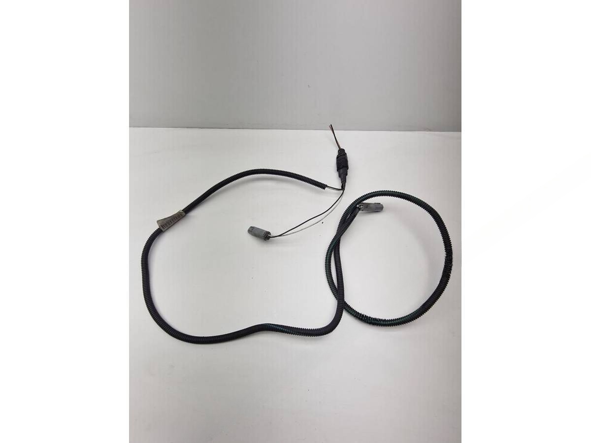 Новое Mercedes E W212, 2004 г., OEM 7700284748, арт. 17887