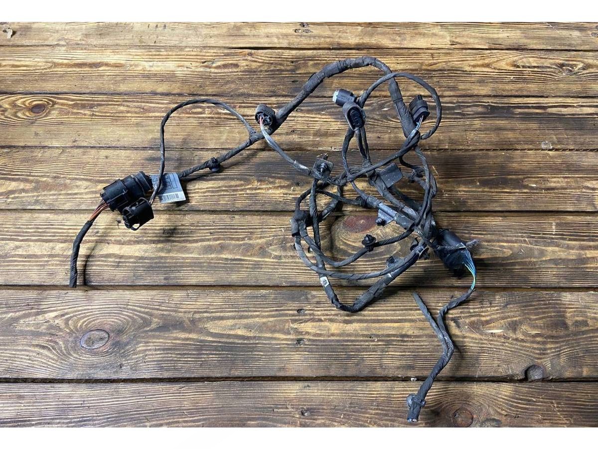 Новое Audi Q3, 2009 г., OEM 83F831051A, арт. 20304