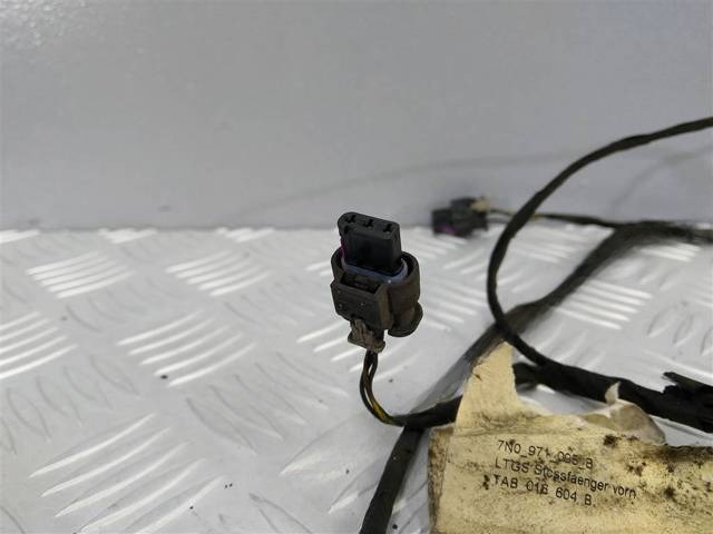 Новое Volvo V50, 2010 г., OEM 30663578, арт. 22222, фото 2