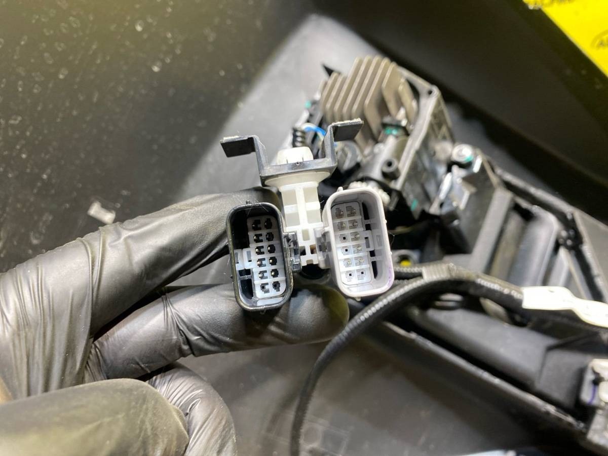 Новое Volkswagen Passat RAV4, 2025 г., OEM 82114YK021, арт. 250459, фото 5