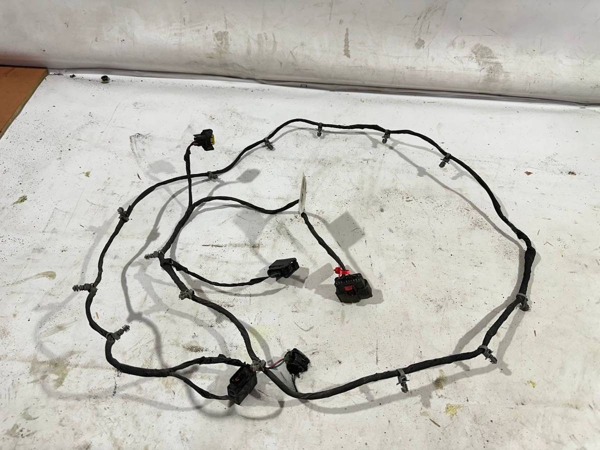 Новое Volkswagen Passat, 2019 г., OEM 03G903023, арт. 2539