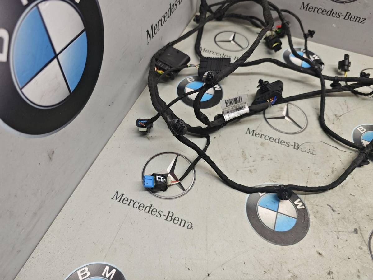 Новое BMW X7 G07, 2023 г., OEM 5A75A28, арт. 26-10-PWF89, фото 4