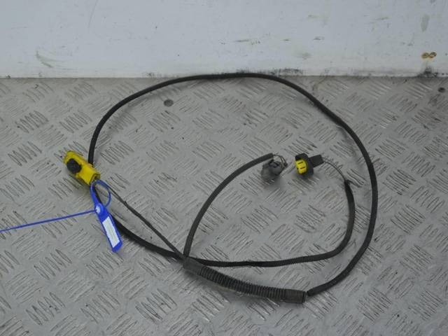 Новое Renault Scenic, 2006 г., OEM 8200592325, арт. 32590454
