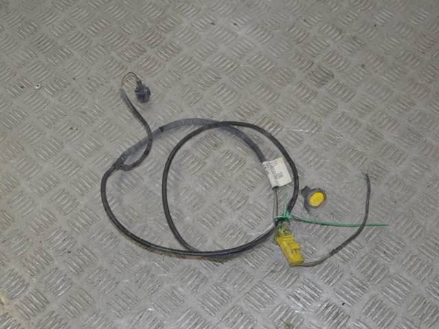 Новое Renault Scenic, 2005 г., OEM 8200124784, арт. 40210199