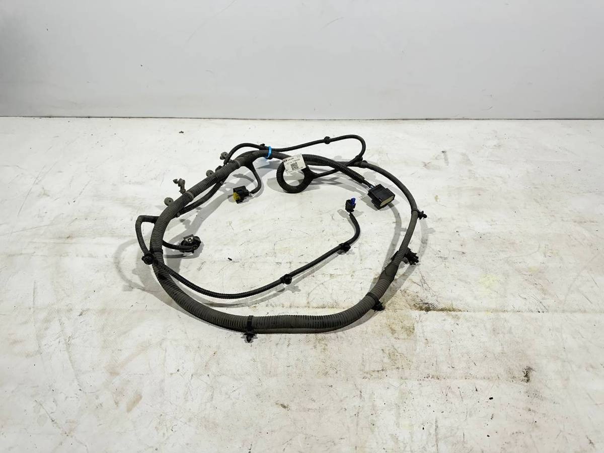 Новое Land-Rover Discovery, 2024 г., OEM HY3213776A, арт. 4656, фото 2