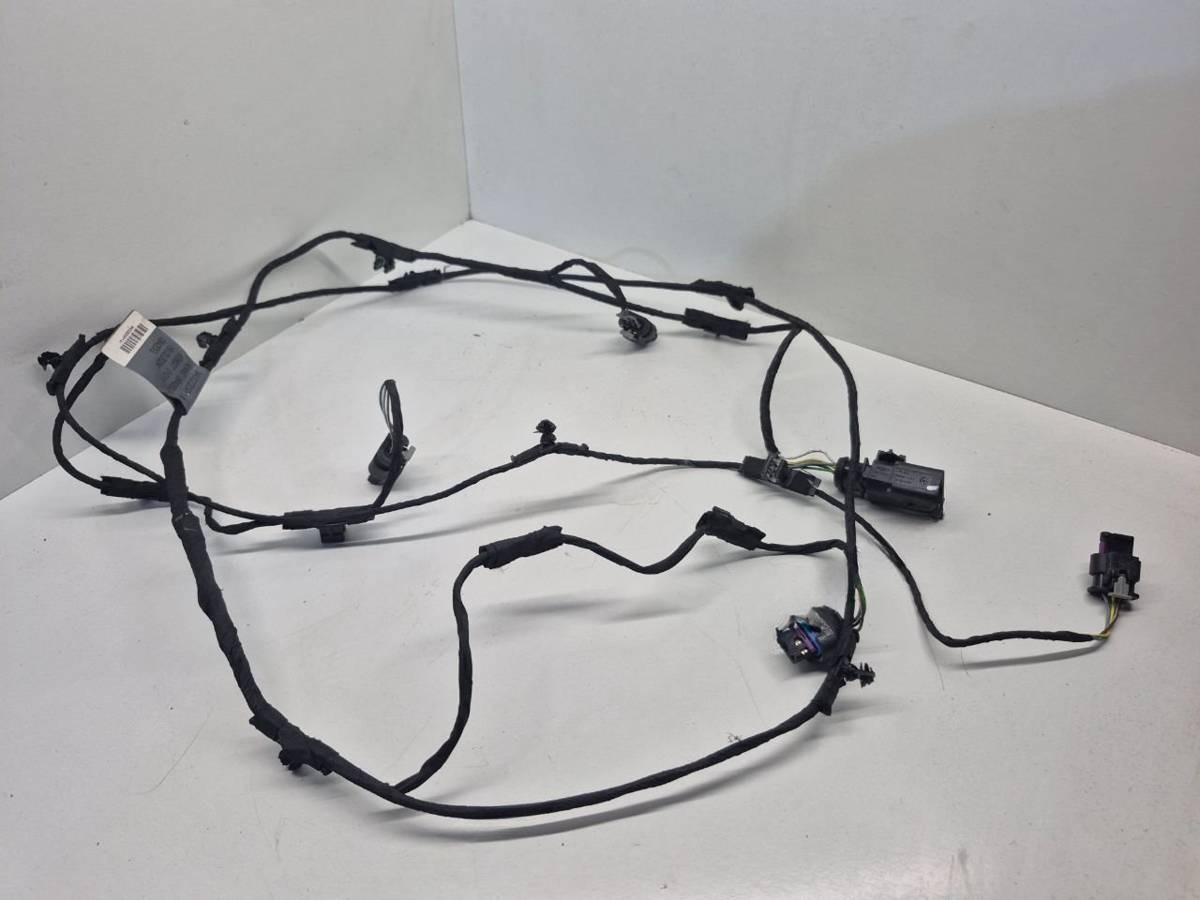 Новое Audi A4 B9, 2024 г., OEM 8W0971095H, арт. 98759764
