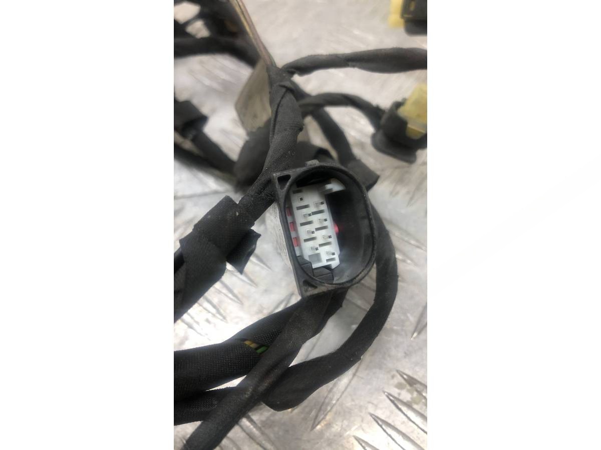 Новое BMW F01/F02, 2010 г., OEM 9248213, арт. 99959373981, фото 3