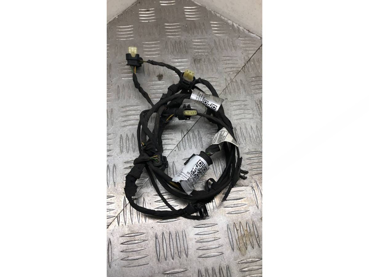 Новое BMW F01/F02, 2011 г., OEM 9248214, арт. 999593767776