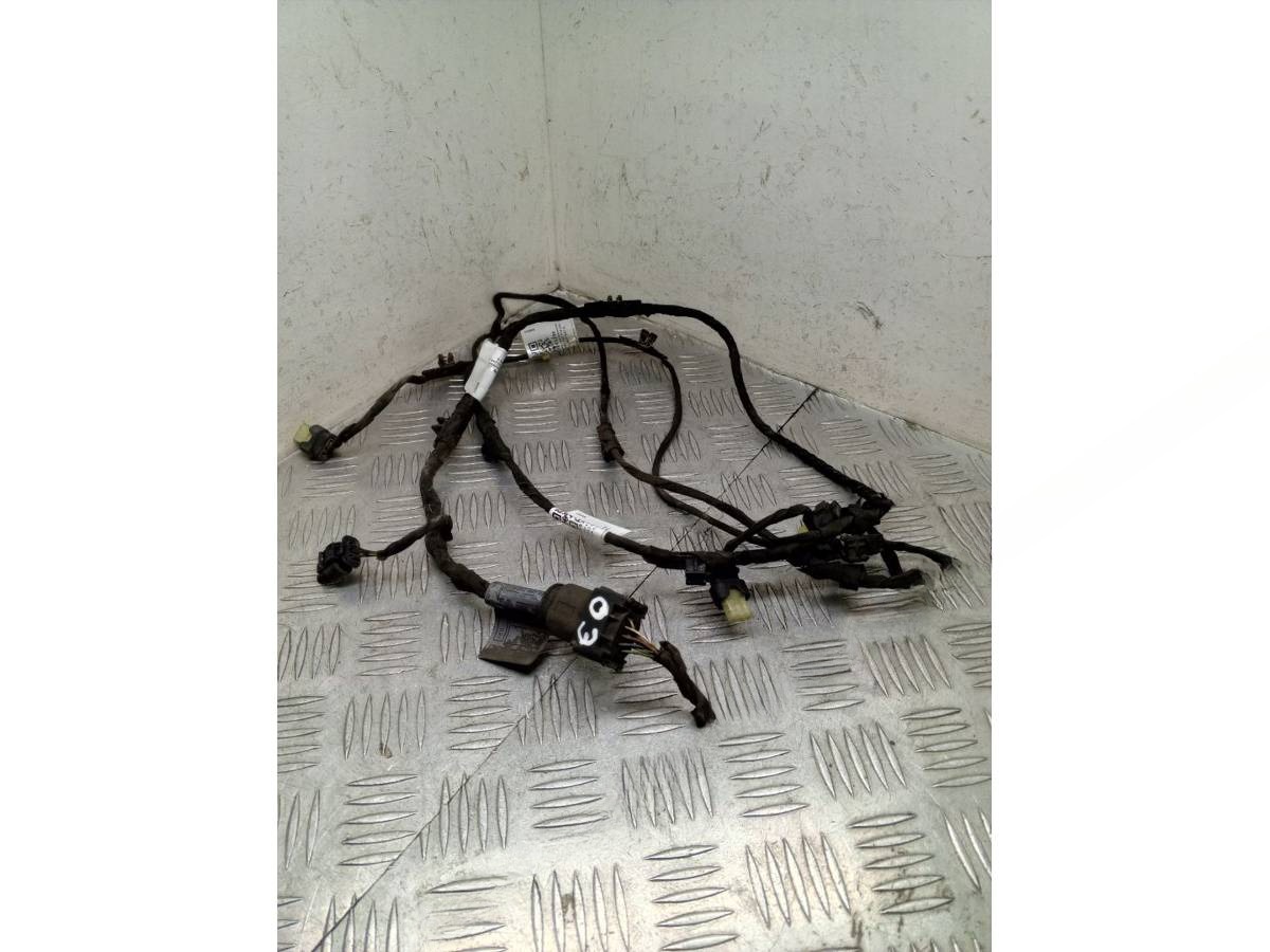 Новое BMW F10/F11/GT F07, 2011 г., OEM 61129240742, арт. 999593801286