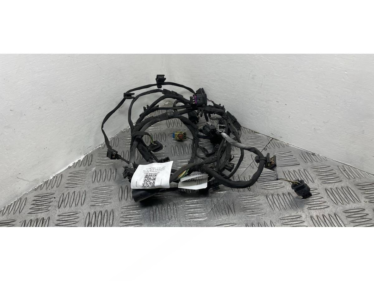 Новое Audi Q7, 2018 г., OEM 4M0971095AL, арт. 999593993023