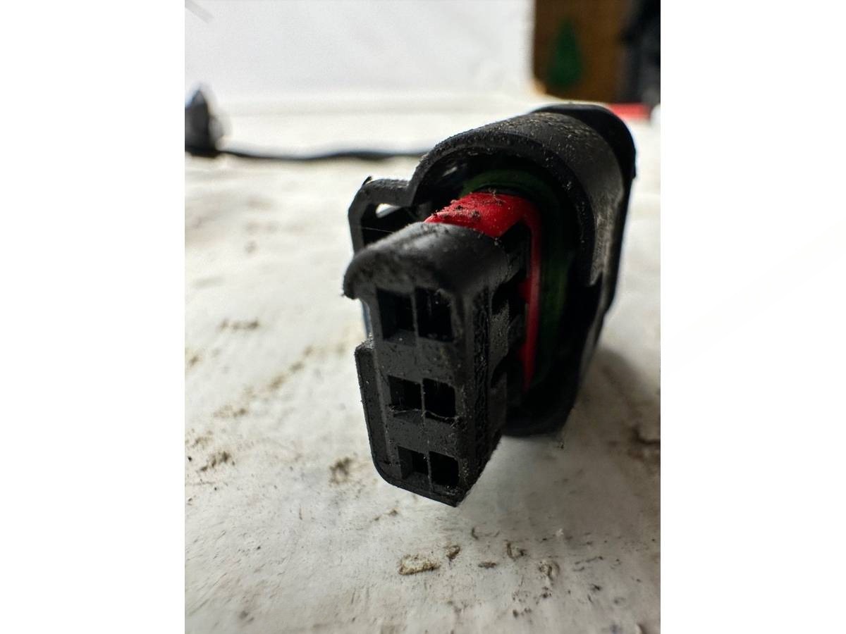 Новое BYD Dolphin, 2021 г., OEM EM2ECA4011300A, арт. B126863, фото 3