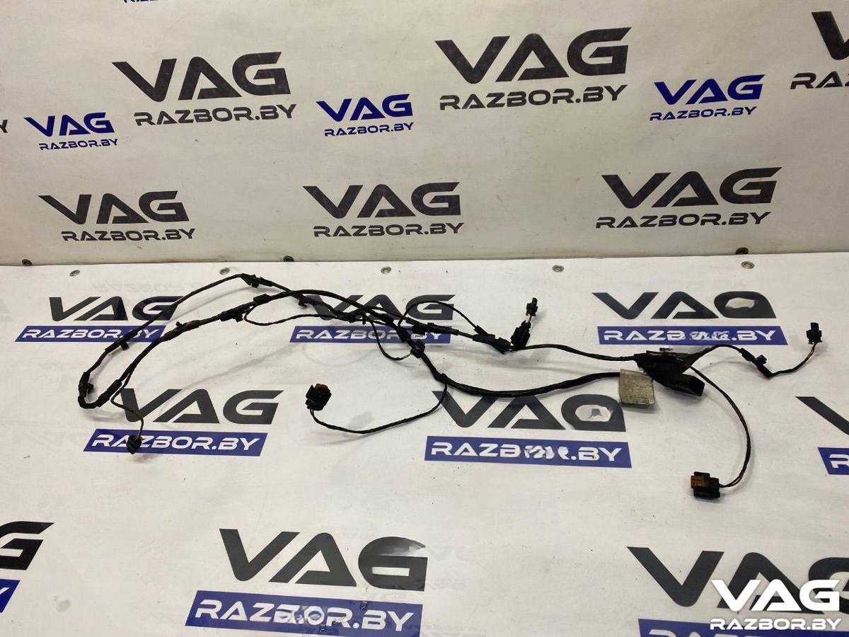 Новое Volkswagen Touareg, 2012 г., OEM 7P6971095L, арт. BVR154-512