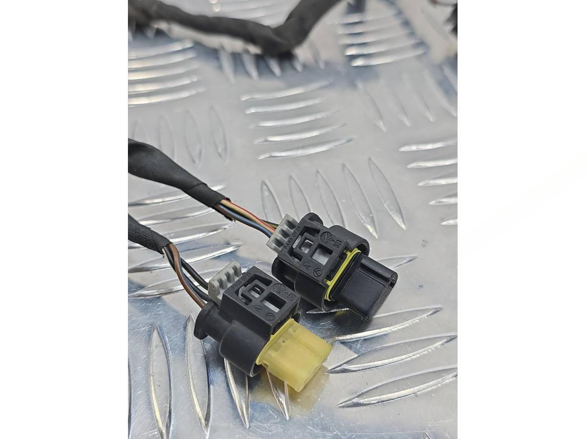 Новое Mercedes C W205, 2014 г., OEM A0001534524, арт. А061-26-10-1, фото 10