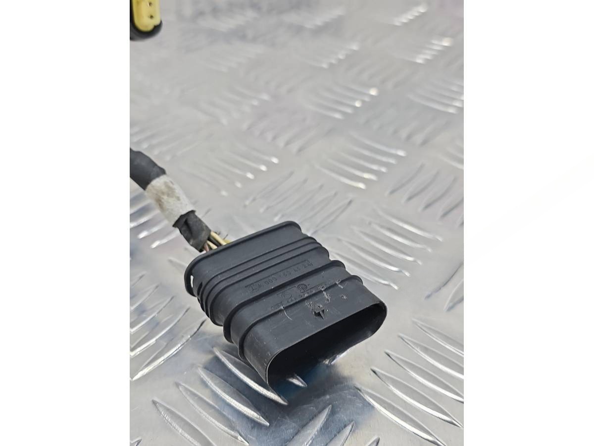 Новое Mercedes C W205, 2014 г., OEM A0001534524, арт. А061-26-10-1, фото 3