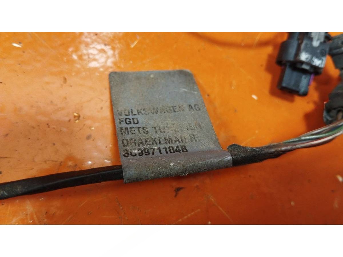 Новое Volkswagen Passat, 2010 г., OEM 3C9971104B, арт. 01020054, фото 2