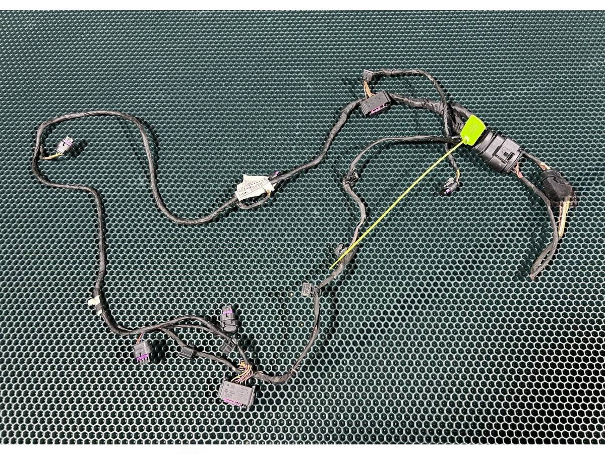 Новое Audi A8, 2015 г., OEM 4H0971104T, арт. 01772780, фото 2