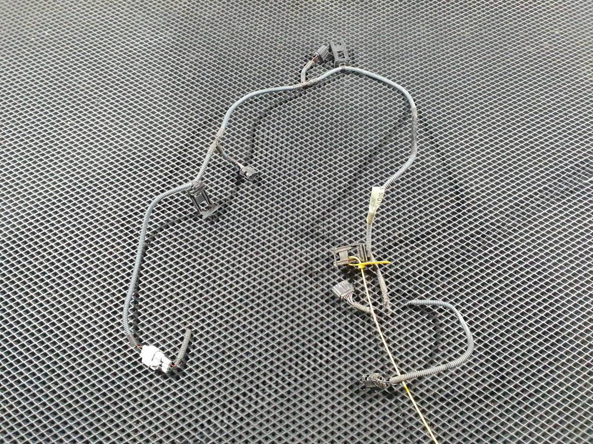 Новое Lexus LS, 2011 г., OEM 8218350011, арт. 09888146