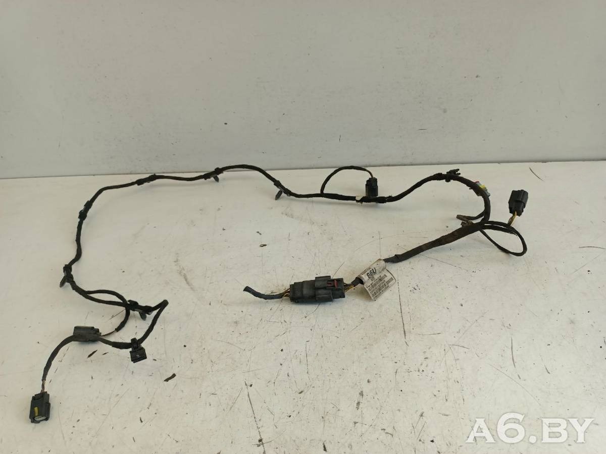 Новое Opel Zafira, 2015 г., OEM 61N5677, арт. 111594628