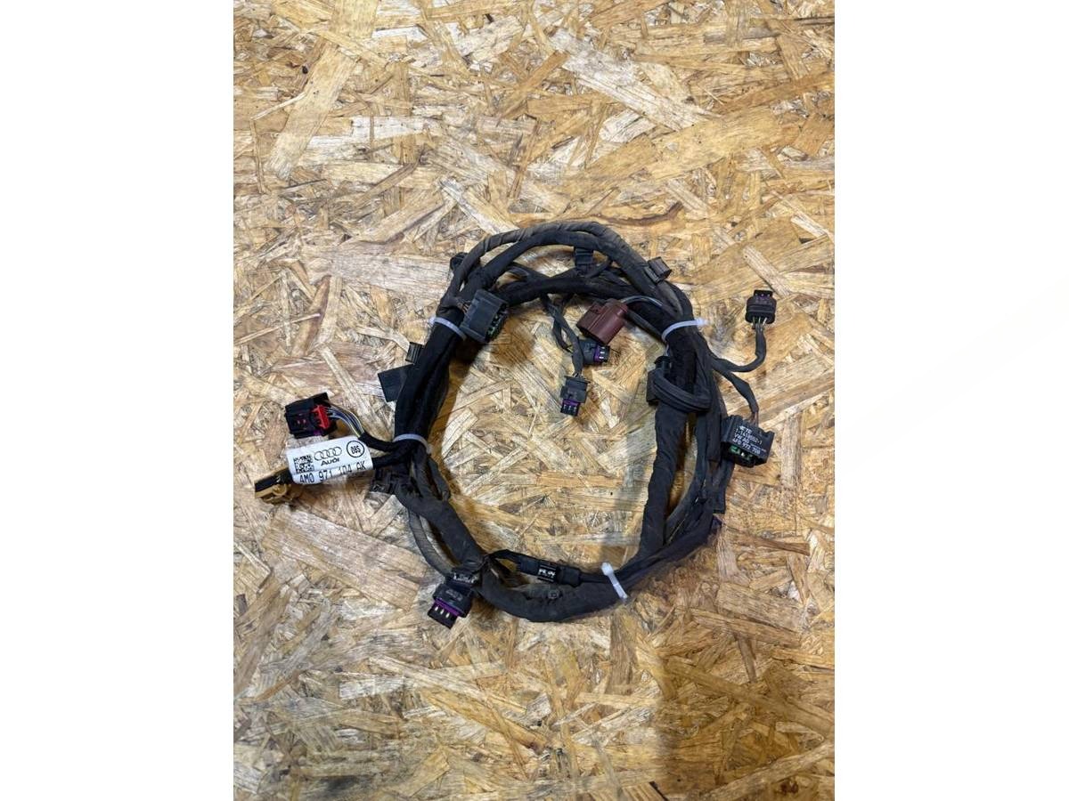 Новое Audi Q7, 2019 г., OEM 4M0971104AK, арт. 1205961454