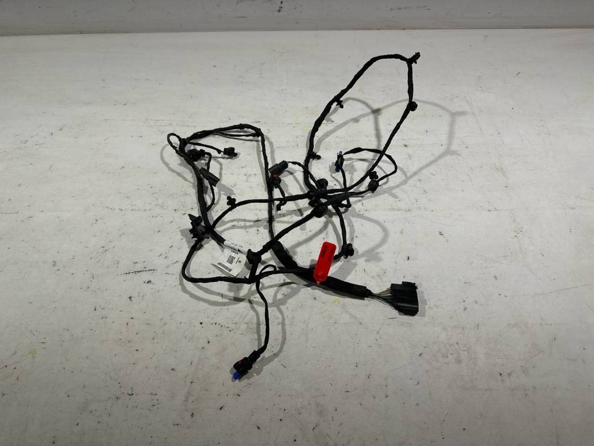 Новое Toyota C-HR, 2022 г., OEM 42314F4010, арт. 3544