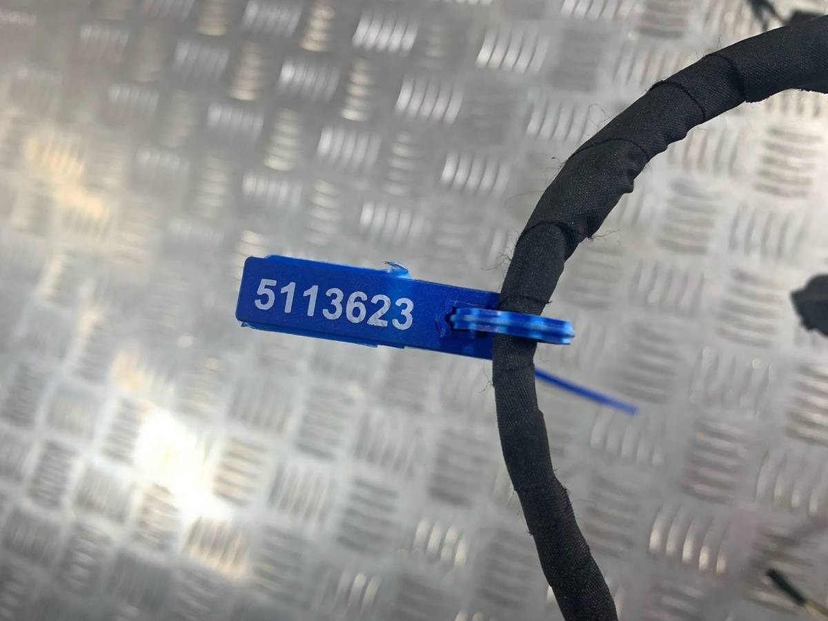 Новое Audi A8, 2012 г., OEM 4H0971104J, арт. 5113623, фото 6