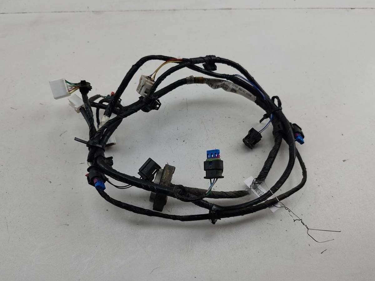 Новое Mazda 3, 2019 г., OEM BDEN67A20B, арт. 55167294